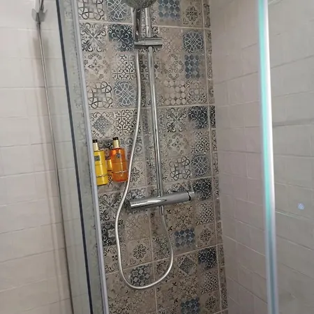 The Back Yard Nest Apartman *