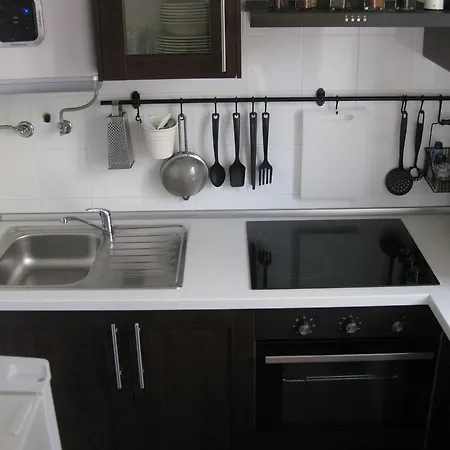 The Back Yard Nest Apartman *