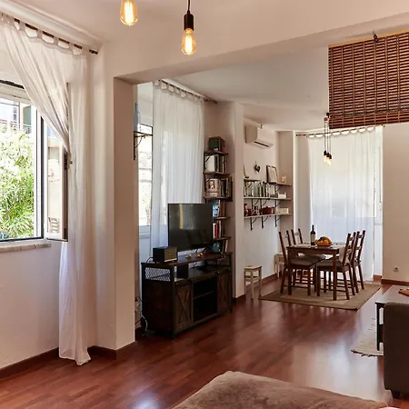 The Back Yard Nest Lissabon