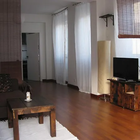 The Back Yard Nest Lizbona