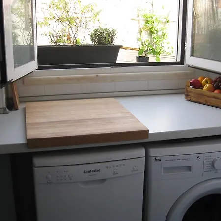 The Back Yard Nest Apartament *