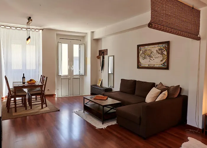 The Back Yard Nest Lägenhet Lisboa