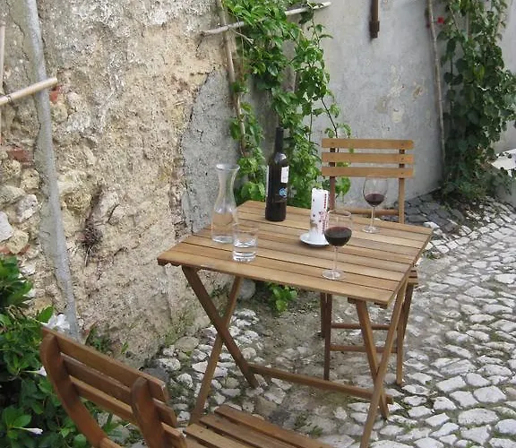 Lägenhet The Back Yard Nest *